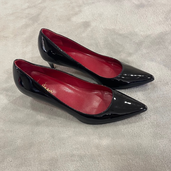 Black Leather Pumps Heels Women's Size 7 - Picture 2 of 9